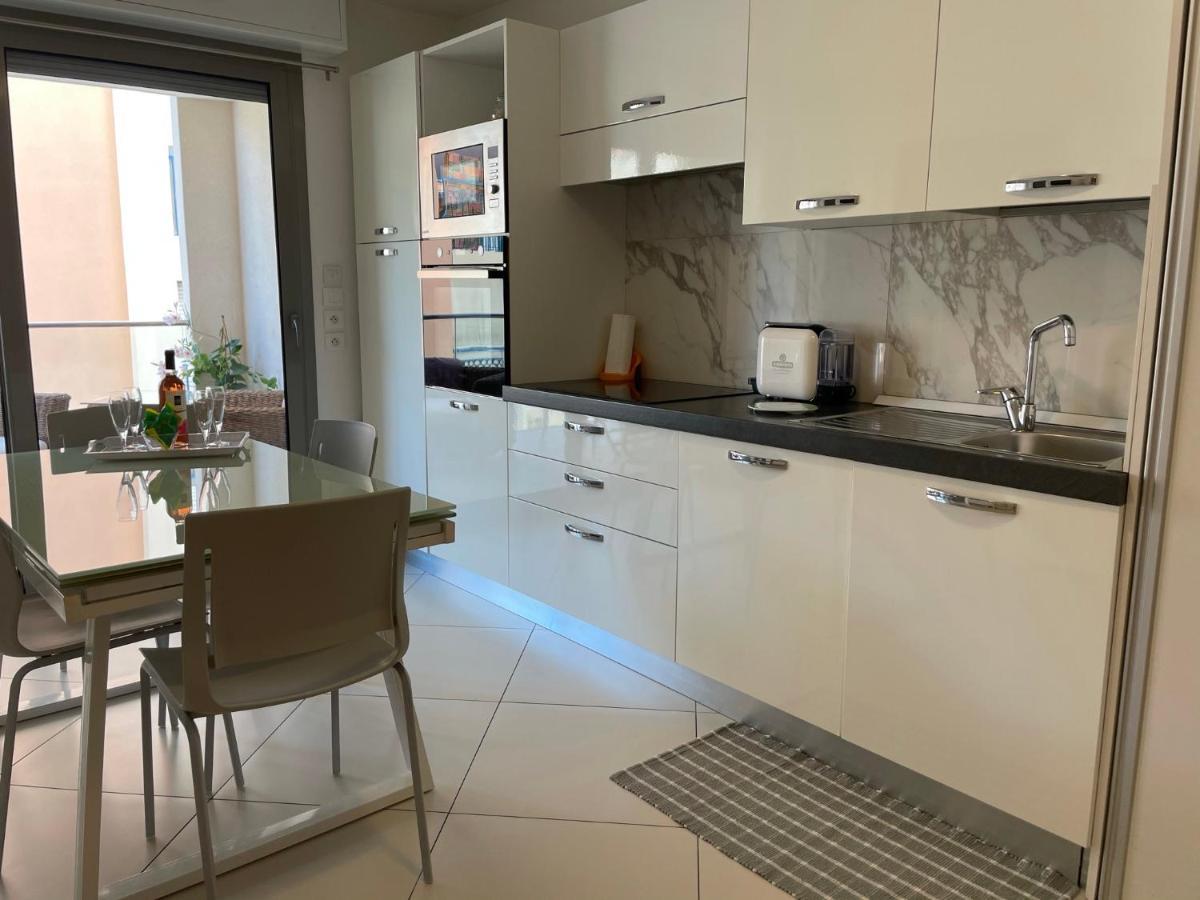 West Bay Apartment ม็องตง ภายนอก รูปภาพ